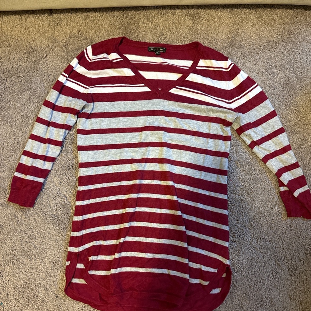 Stitch Fix | Lety & Me Burgundy Gray Striped V-Neck Tunic Sweater | Size XS